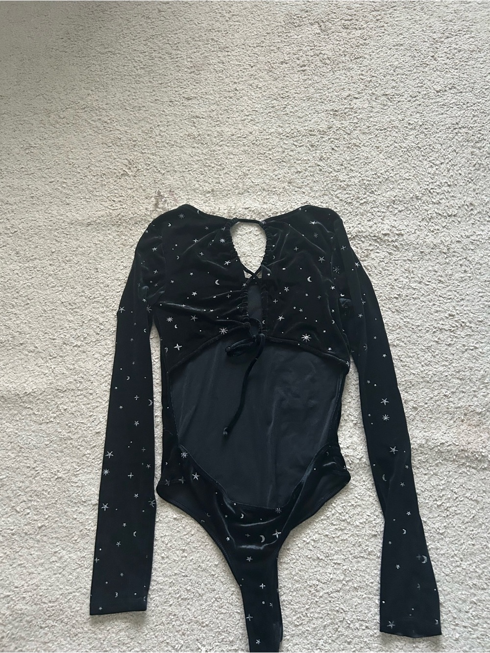 Tops - Picture 3 of 4